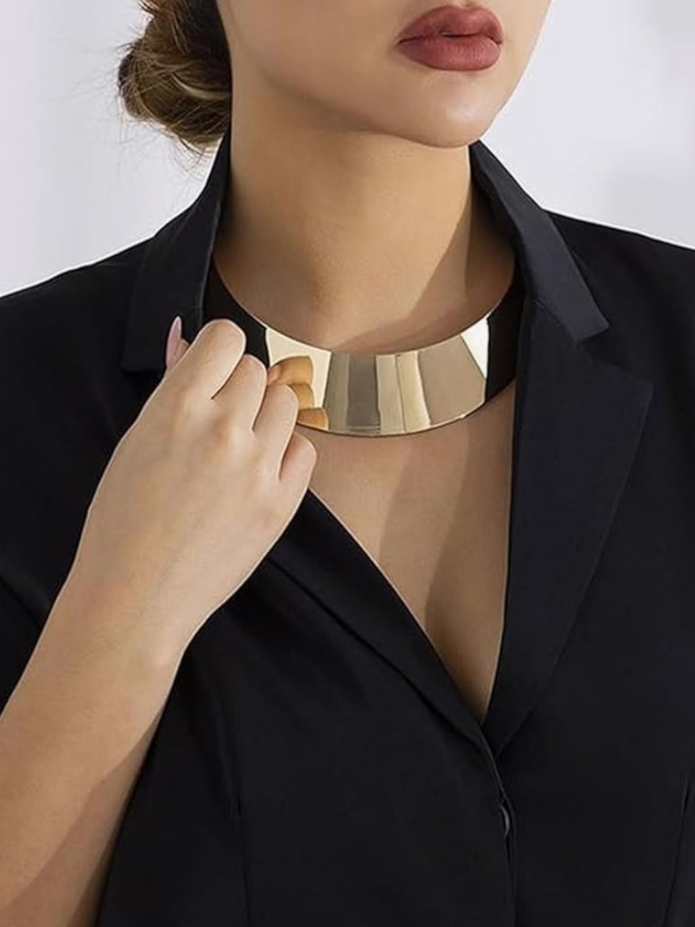 Soleia Sculptural Gold Collar Necklace